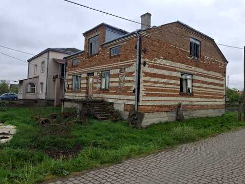 участок по адресу Пустомыты,