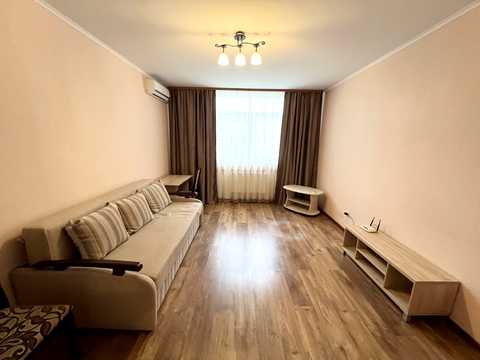 квартира по адресу Сім'ї Кульженків ул. (Петра Дегтяренка), 33