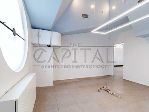 комерційна за адресою Спаська вул., 5