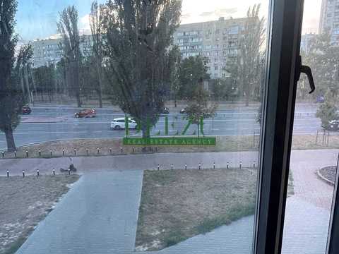 коммерческая по адресу Владимира Ивасюка просп. (Героїв Сталінграду), 16-В