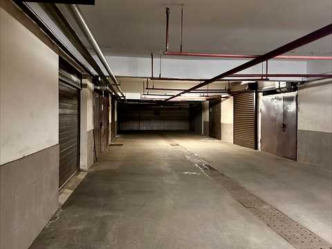 паркоместо по адресу Герцена ул., 17-25