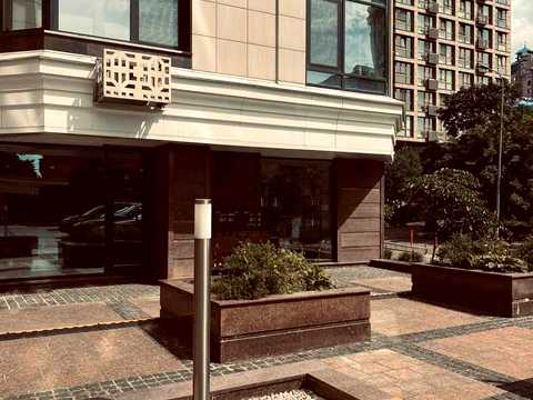 коммерческая по адресу Златоустовская ул., 25