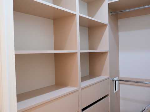 квартира за адресою Краснова вул., (67 перлина)
