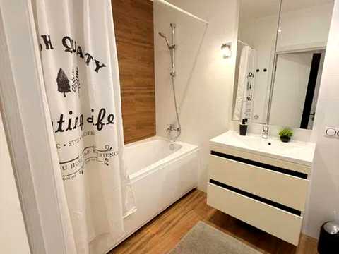 квартира по адресу Юрія Кондратюка ул., 5