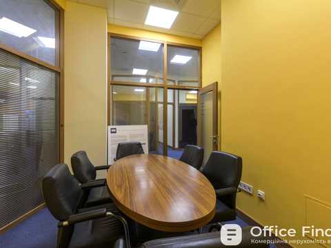 комерційна за адресою Рильський пров., 6