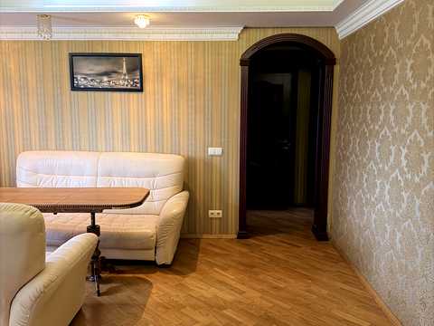 квартира по адресу Леси Украинки бульв., 5