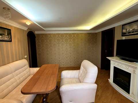 квартира по адресу Леси Украинки бульв., 5