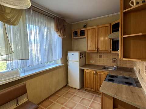 квартира за адресою Валентинівська вул. (Блюхера), 21а