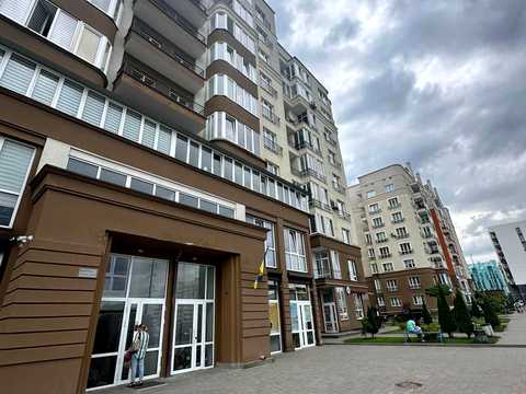 комерційна за адресою Стрийська вул., 115-В