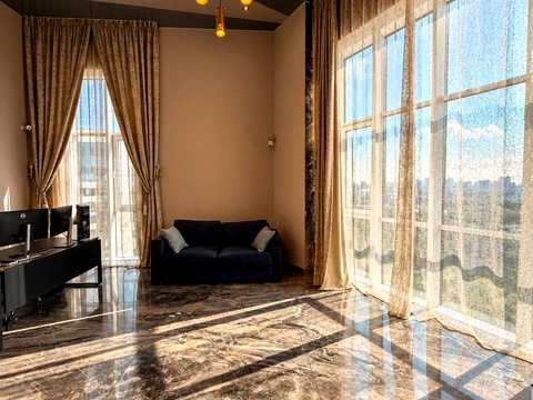 комерційна за адресою Митрополита Василя Липківського вул. (Урицького), 16-В