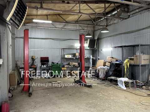 коммерческая по адресу Искринская ул., 8