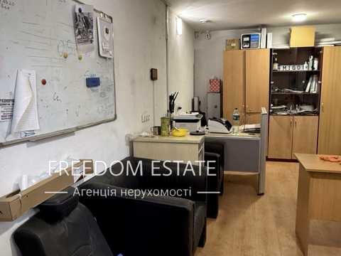 коммерческая по адресу Искринская ул., 8
