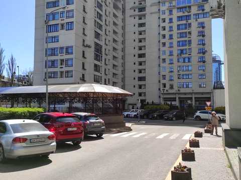 квартира за адресою Євгена Коновальця вул. (Щорса), 44-А