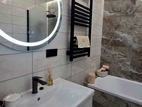 квартира за адресою Червоної Калини вул., 8