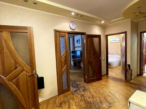 квартира за адресою Академіка Булаховського вул., 5-Б