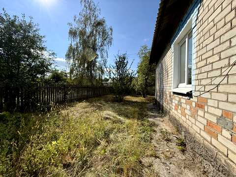 будинок за адресою с. Новий Корогод, Харківська, 37