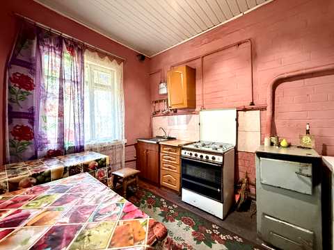 будинок за адресою с. Новий Корогод, Харківська, 37