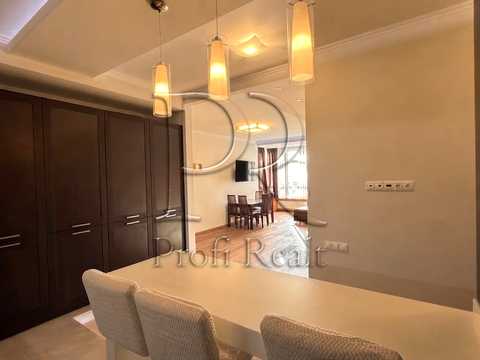 квартира по адресу Кловский спуск, 7