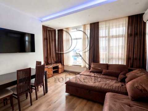 квартира по адресу Кловский спуск, 7