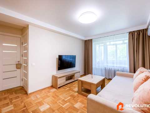 квартира за адресою Чорних Запорожців вул. (Петра Запорожця), 5