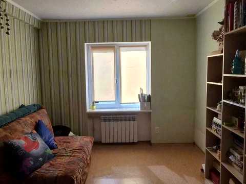 квартира за адресою Київ, Ореста Левицького вул. (Академіка Курчатова), 4
