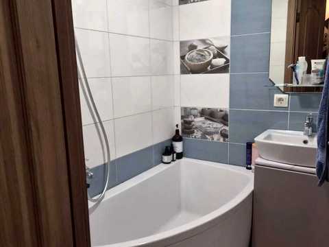 квартира за адресою Київ, Ореста Левицького вул. (Академіка Курчатова), 4