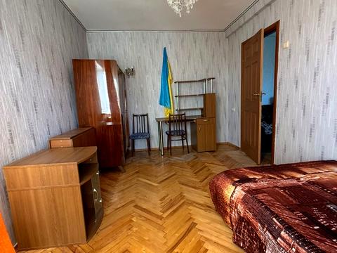 квартира за адресою Зодчих вул., 18-А
