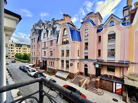 квартира за адресою Воздвиженська вул., 9-19