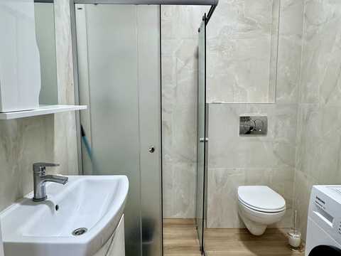 квартира за адресою Чорновола вул., 32
