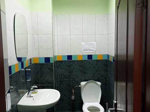 комерційна за адресою Жилянська вул., 31