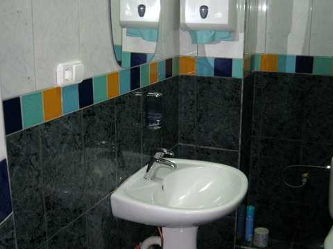 комерційна за адресою Жилянська вул., 31