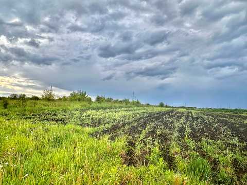ділянка за адресою с. Підлужжя,
