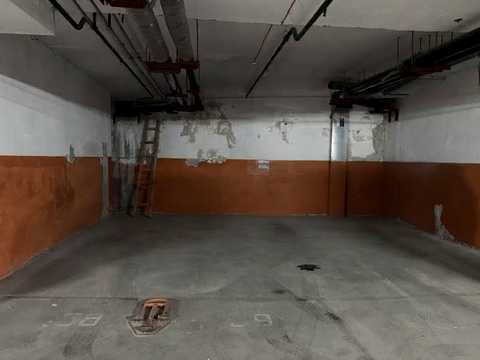 паркоместо по адресу Кловский спуск, 7