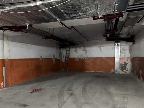 паркоместо по адресу Кловский спуск, 7
