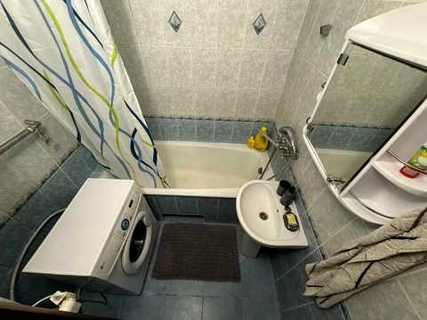 квартира за адресою Богатирська вул., 6-А