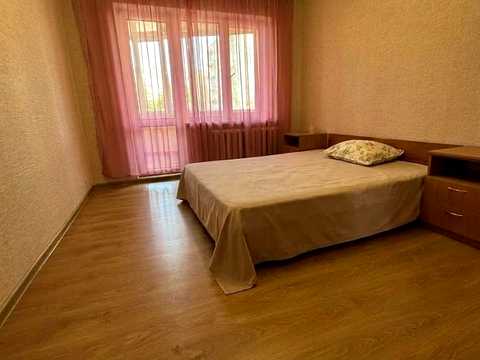 квартира за адресою Степана Бандери вул., 67а