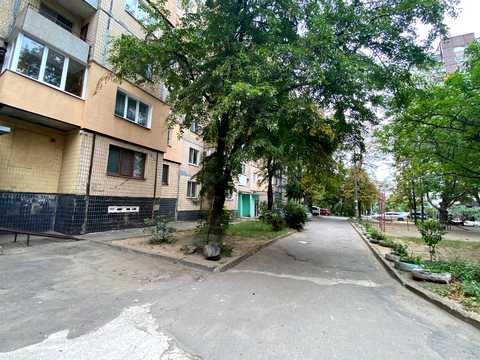 квартира за адресою Алмазна вул. (Погребняка), 25