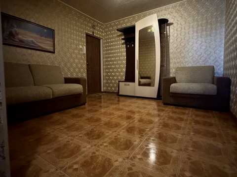 квартира по адресу Владимира Момота ул., 44