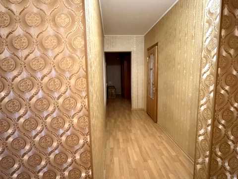 квартира по адресу Владимира Момота ул., 44