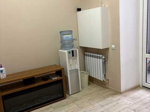 комерційна за адресою Лісова вул., 50