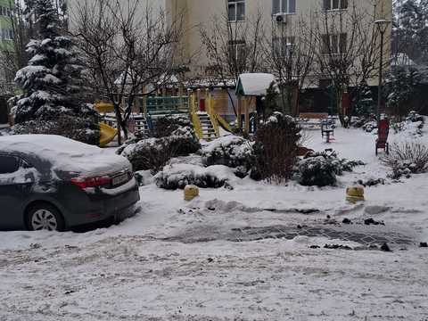 комерційна за адресою Лісова вул., 50