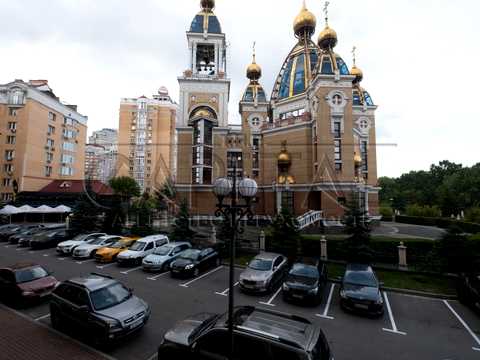 коммерческая по адресу Владимира Ивасюка просп. (Героїв Сталінграду), 1
