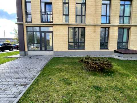 комерційна за адресою Стрийська вул., 111-Е