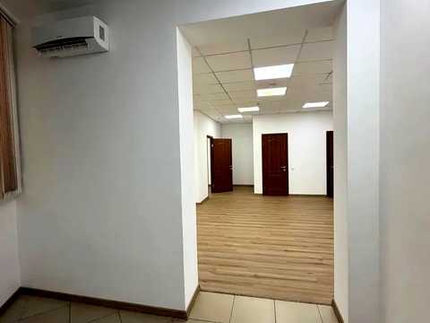 комерційна за адресою Глибочицька вул., 32-Б