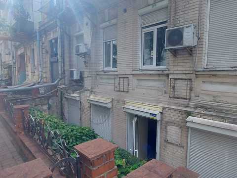 комерційна за адресою Олександра Кониського вул., 79