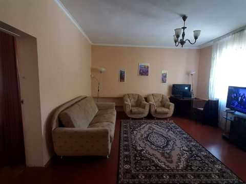 будинок за адресою Горіхова, 35