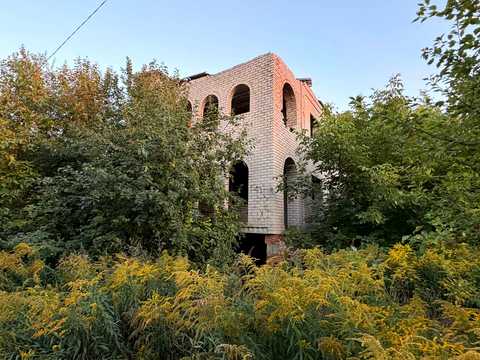 участок по адресу Березова