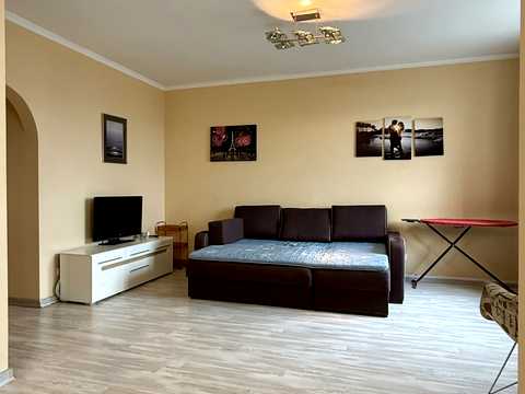 квартира за адресою Юрія Кондратюка вул., 5
