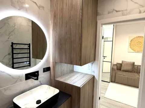 квартира за адресою Краснова вул., 1-В