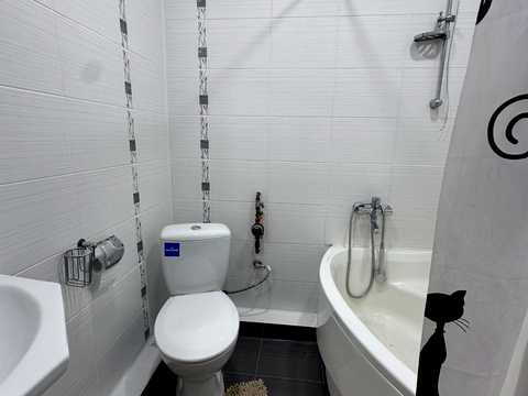 квартира за адресою Левка Лук'яненка вул. (Ватутіна), 32